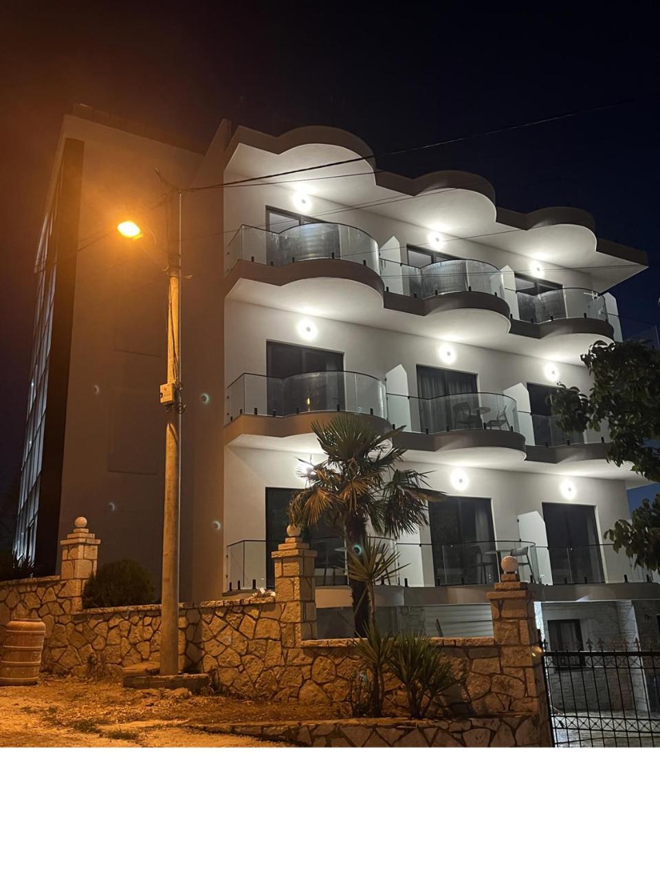 Belsar Hotel Ksamil Eksteriør bilde
